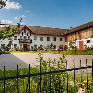 Brunnhuberhof Apartment