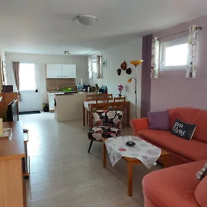 Sonne 11 Apartment